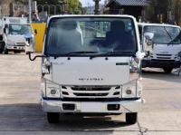 Isuzu ELF 2023