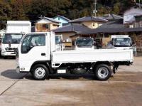 Isuzu ELF 2023
