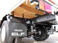 Isuzu ELF 2023