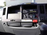 Isuzu ELF 2023