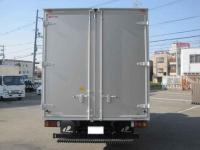 Isuzu ELF 2023