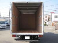Isuzu ELF 2023