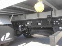Isuzu ELF 2023