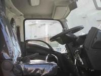 Isuzu ELF 2023