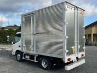 Hino Dutro 2024