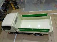 Hino Dutro 2024