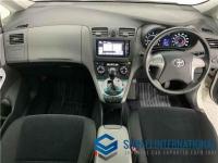Toyota Mark X Zio 2012
