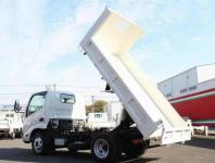 Toyota DYNA 2021