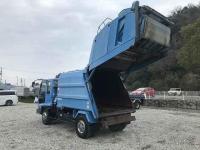 Isuzu Forward 2001