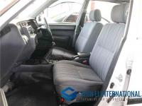 Toyota CROWN COMFORT 2011