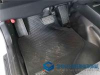Toyota CROWN COMFORT 2011
