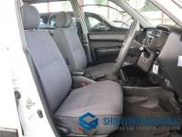 Toyota CROWN COMFORT 2011