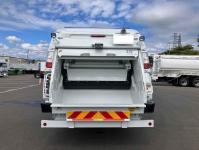 Mitsubishi FUSO FIGHTER 2024