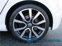 Volkswagen GOLF R 2011