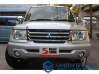 Mitsubishi Pajero io 2005