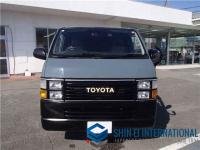 Toyota Hiace 2015