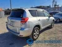 Toyota Vanguard 2011