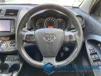 Toyota Vanguard 2011