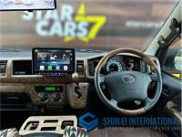 Toyota Hiace 2013