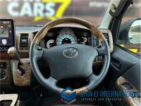 Toyota Hiace 2013