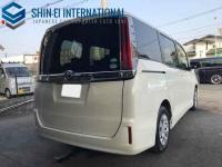 Toyota Noah 2017
