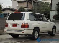 Toyota LAND CRUISER 100 2000