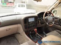 Toyota LAND CRUISER 100 2000
