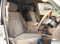 Toyota LAND CRUISER 100 2000