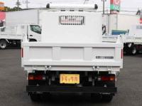 Mitsubishi Canter 2021
