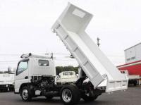 Mitsubishi Canter 2021