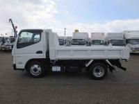 Mitsubishi Canter 2022