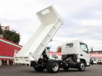 Mitsubishi Canter 2023