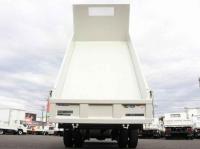 Mitsubishi Canter 2023