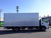 Isuzu Forward 2024