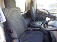 Isuzu Forward 2024