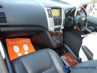 Toyota Harrier 2011