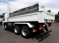 Mitsubishi SUPER GREAT 2022