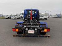 Isuzu Forward 2017