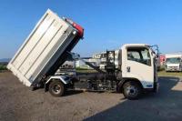 Isuzu Forward 2018