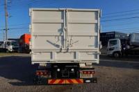 Isuzu Forward 2018