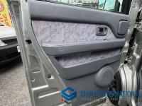 DAIHATSU Atrai 7 2001