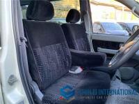 DAIHATSU Atrai 7 2001