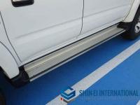 Toyota Hilux Sports Pickup 2003