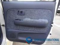 Toyota Hilux Sports Pickup 2003