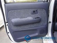Toyota Hilux Sports Pickup 2003
