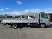 Hino Dutro 2019