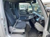 Hino Dutro 2019
