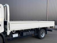 Hino Dutro 2023