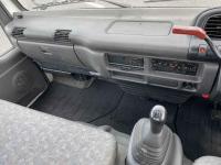Isuzu ELF 2003