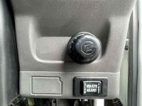 Isuzu ELF 2003